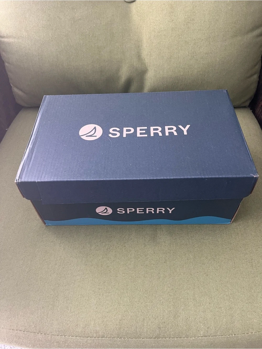 Sperry Dark Blue and Light Blue Branded Accessory Box
